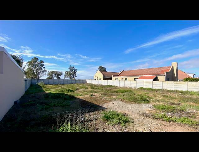 569M² VACANT LAND FOR SALE IN PORT OWEN